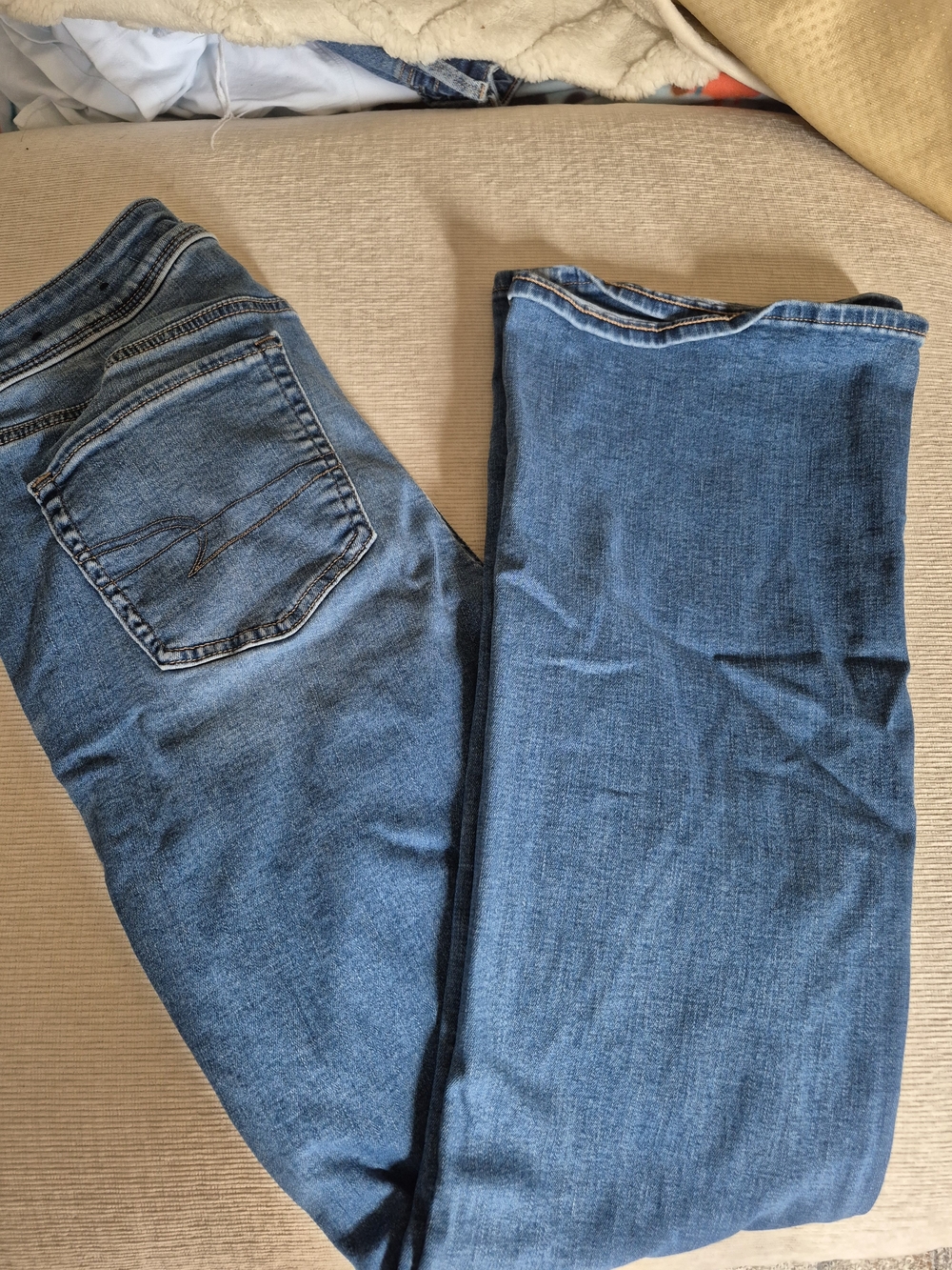 American Eagle Outfitters Low Rise Bootcut in Blue Denim